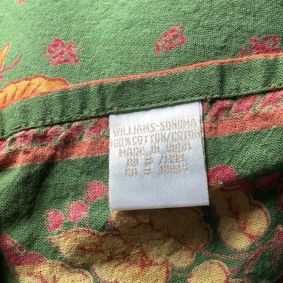 Williams Sonoma TWO TABLECLOTHS 70 x 70 100% Cotton 8 NAPKINS - Picture 5 of 10